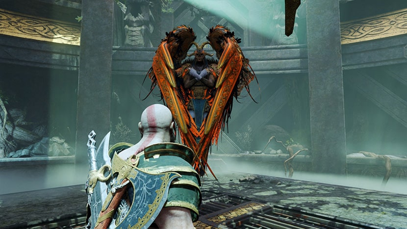 Kratos se encara a una valkiria.