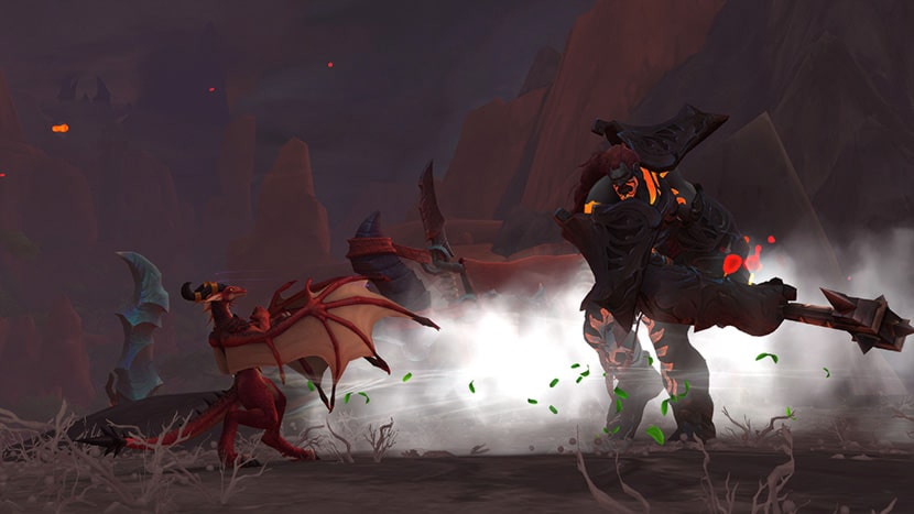 Un Dracthyr, la nueva raza de World of Warcraft luchando.