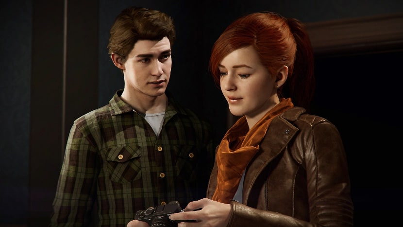 Peter Parker y Mary Jane en el juego Marvel's Spider-Man Remastered.