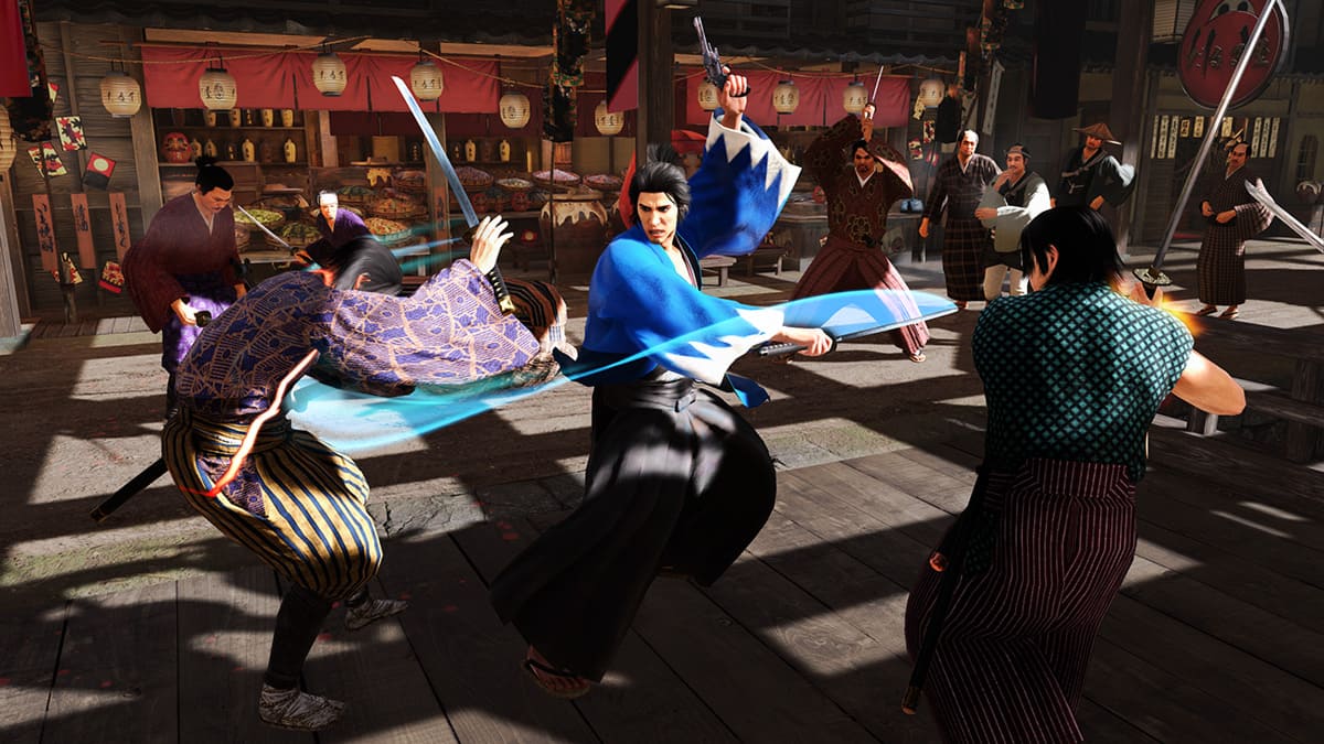 El protagonista de Like a Dragon: Ishin! entablando combate contra un grupo de enemigos